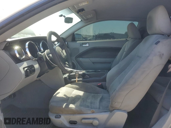 2008 Ford Mustang Deluxe with VIN 1ZVHT80N485150290, listed as a Copart auction lot 57911985 with 217,296 mi miles and Salvage title. Bid and sale history available at DreamBid. Image 7.
