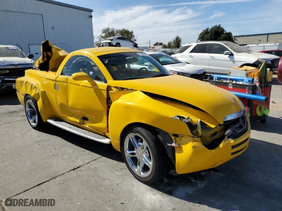 2005 Chevrolet SSR LS with VIN 1GCES14H75B120735, listed as a Copart auction lot 75568344 with NaN miles and Salvage Title. Bid and sale history available at carsss.com. Image 4.