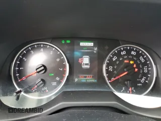 2022 Toyota RAV4 XLE with VIN 2T3W1RFV8NW222612, listed as a Copart auction lot 60675335 with 63,446 mi miles and Salvage title. Bid and sale history available at DreamBid. Image 9.