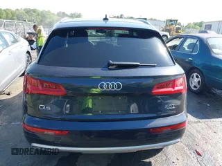 2018 Audi Q5 Premium Plus z VIN WA1BNAFY0J2217142, wystawiony jako IAAI lot #42049376 z przebiegiem 84 100 mil mil oraz . Historia ofert i sprzedaży dostępna na DreamBid. Obrazek 16.