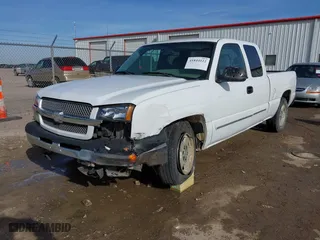 2005 Chevrolet Silverado 1500 Work Truck with VIN 1GCEC19X15Z116832, listed as a IAAI auction lot 41844122 with 231,130 mi miles. Bid and sale history available at carsss.com. Image 18.