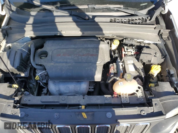 2017 Jeep Renegade Latitude z VIN ZACCJBBB7HPE44129, wystawiony jako Copart lot #87890925 z przebiegiem 73 674 mil mil oraz Szkoda całkowita • Salvage title. Historia ofert i sprzedaży dostępna na DreamBid. Obrazek 12.