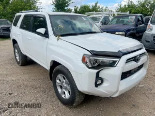 2022 Toyota 4Runner SR5 с VIN JTEEU5JR3N5259981, выставлен на аукционе Copart как лот 62734485 с пробегом Не указан миль и Списание • Salvage title. История ставок и продаж доступна на DreamBid. Изображение 1.