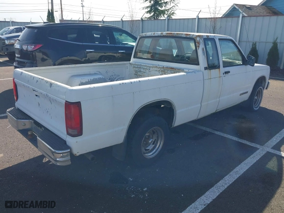 1991 GMC Sonoma with VIN 1GTCS19Z4M8505710, listed as a IAAI auction lot 41865519 with 112,290 mi miles. Bid and sale history available at carsss.com. Image 4.