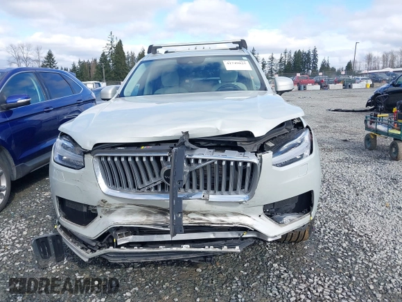 2022 Volvo XC90 Inscription with VIN YV4A22PL7N1832282, listed as a IAAI auction lot 41749825 with 36,836 mi miles and . Bid and sale history available at DreamBid. Image 6.