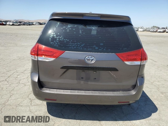 2012 Toyota Sienna с VIN 5TDZK3DC0CS190388, выставлен на аукционе Copart как лот 58564315 с пробегом 256 936 миль миль и Списание • Salvage title. История ставок и продаж доступна на DreamBid. Изображение 6.