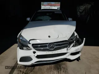 2018 Mercedes-Benz C 300 z VIN 55SWF4KB0JU235398, wystawiony jako Copart lot #53123405 z przebiegiem 85 265 mil mil oraz Szkoda całkowita • Salvage title. Historia ofert i sprzedaży dostępna na DreamBid. Obrazek 5.