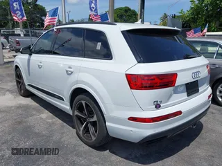 2019 Audi Q7 Prestige with VIN WA1VAAF76KD026816, listed as a IAAI auction lot 42092849 with 61,845 mi miles and . Bid and sale history available at DreamBid. Image 3.