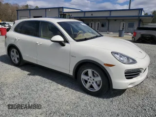 2012 Porsche Cayenne S Hybrid z VIN WP1AE2A27CLA90198, wystawiony jako Copart lot #47354655 z przebiegiem 119 312 mil mil oraz Tytuł czysty. Historia ofert i sprzedaży dostępna na DreamBid. Obrazek 4.