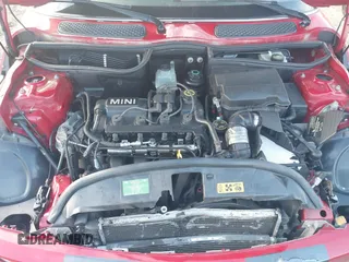 2008 MINI Convertible z VIN WMWRF33578TF68318, wystawiony jako IAAI lot #41201782 z przebiegiem 119 649 mil mil oraz . Historia ofert i sprzedaży dostępna na DreamBid. Obrazek 10.