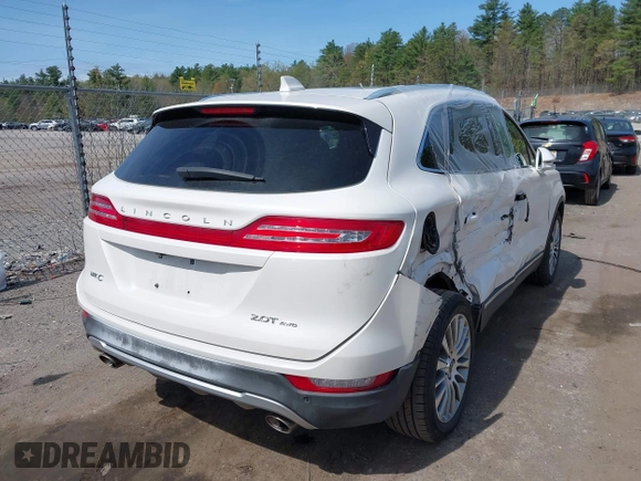 2017 Lincoln MKC Reserve with VIN 5LMCJ3D93HUL46478, listed as a IAAI auction lot 42147121 with 60,316 mi miles and . Bid and sale history available at DreamBid. Image 16.