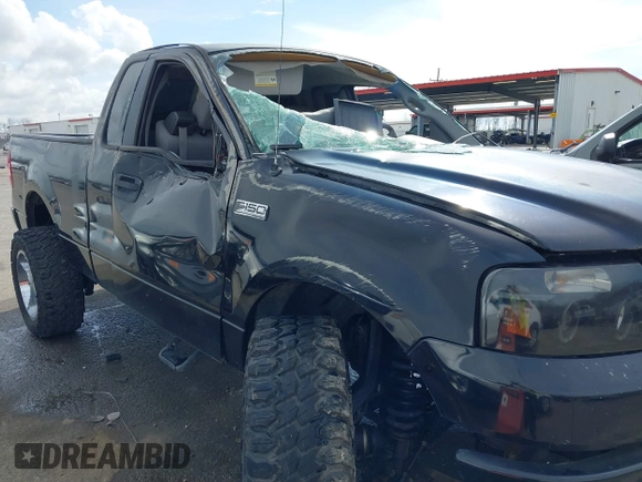 2006 Ford F-150 XL with VIN 1FTRF14W66NB37711, listed as a IAAI auction lot 41667474 with 211,205 mi miles. Bid and sale history available at carsss.com. Image 6.