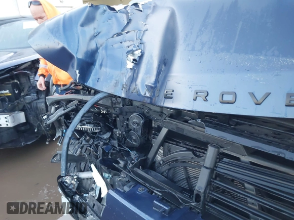 2020 Land Rover Range Rover Autobiography с VIN SALGV5SE5LA401539, выставлен на аукционе IAAI как лот 41394368 с пробегом 35 631 миль миль и . История ставок и продаж доступна на DreamBid. Изображение 21.