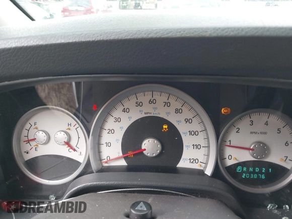 2008 Dodge Durango SLT with VIN 1D8HB48N38F135424, listed as a IAAI auction lot 42361776 with 203,876 mi miles and . Bid and sale history available at DreamBid. Image 7.