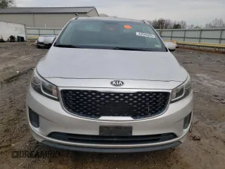 2016 Kia Sedona L with VIN KNDMA5C10G6150066, listed as a Copart auction lot 43345925 with 135,660 mi miles and Salvage Title. Bid and sale history available at carsss.com. Image 5.