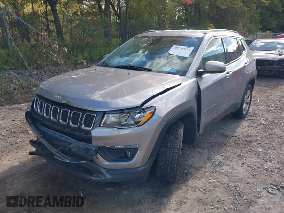 2018 Jeep Compass Latitude with VIN 3C4NJCBB1JT374446, listed as a IAAI auction lot 40536024 with 110,165 mi miles. Bid and sale history available at carsss.com. Image 6.