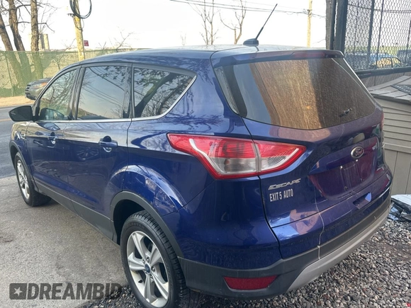 2013 Ford Escape SE with VIN 1FMCU9GX9DUA32769, listed as a Copart auction lot 46907285 with 125,348 mi miles and Clean Title. Bid and sale history available at DreamBid. Image 3.
