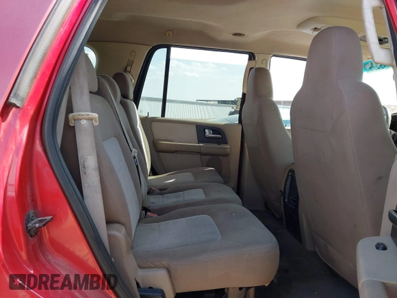 2003 Ford Expedition Special Service z VIN 1FMPU15L03LC21642, wystawiony jako IAAI lot #41952427 z przebiegiem 262 681 mil mil oraz . Historia ofert i sprzedaży dostępna na DreamBid. Obrazek 8.