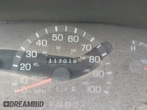 2003 Ford Econoline Passenger XL with VIN 1FBSS31L93HB86614, listed as a IAAI auction lot 41630824 with 117,019 mi miles and . Bid and sale history available at DreamBid. Image 7.