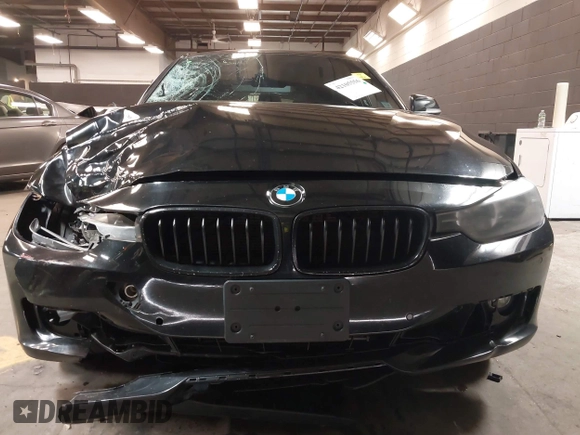 2014 BMW 3 Series 328i xDrive with VIN WBA3B5C54EP540944, listed as a IAAI auction lot 42105556 with 157,617 mi miles. Bid and sale history available at carsss.com. Image 12.