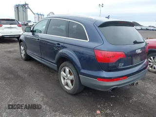 2013 Audi Q7 3.0T Premium Plus with VIN WA1LGAFE8DD002959, listed as a IAAI auction lot 41970557 with 184,945 mi miles. Bid and sale history available at carsss.com. Image 3.