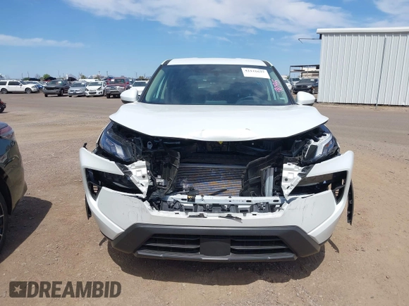 2025 Nissan Rogue SV with VIN 5N1BT3BA4SC796336, listed as a IAAI auction lot 42121637 with 10,193 mi miles. Bid and sale history available at carsss.com. Image 13.