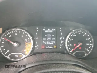2018 Jeep Renegade Latitude with VIN ZACCJBBB4JPH73537, listed as a Copart auction lot 45895195 with 70,710 mi miles and Salvage title. Bid and sale history available at DreamBid. Image 9.