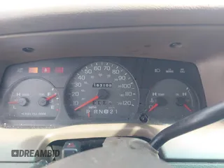 2000 Mercury Grand Marquis LS с VIN 2MEFM75W4YX667444, выставлен на аукционе IAAI как лот 42262846 с пробегом 163 108 миль миль и . История ставок и продаж доступна на DreamBid. Изображение 7.