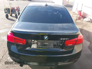 2017 BMW 3 Series 320i with VIN WBA8E1G50HNU14516, listed as a IAAI auction lot 41433532 with 119,742 mi miles. Bid and sale history available at carsss.com. Image 16.