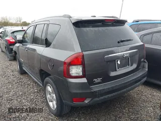 2016 Jeep Compass High Altitude Edition with VIN 1C4NJCEA6GD619825, listed as a IAAI auction lot 40775452 with 101,199 mi miles. Bid and sale history available at carsss.com. Image 3.