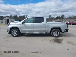 2019 Chevrolet Silverado 1500 LT with VIN 1GCUYDED1KZ111474, listed as a IAAI auction lot 42050470 with 50,851 mi miles. Bid and sale history available at carsss.com. Image 14.