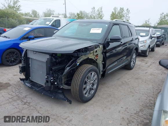 2025 Ford Explorer with VIN 1FMUK8HHXSGA09590, listed as a IAAI auction lot 42193003 with 1,494 mi miles and . Bid and sale history available at DreamBid. Image 17.