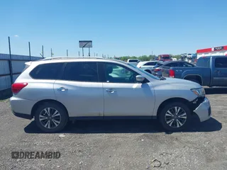 2018 Nissan Pathfinder SL with VIN 5N1DR2MN6JC605063, listed as a IAAI auction lot 41971664 with 99,505 mi miles. Bid and sale history available at carsss.com. Image 13.
