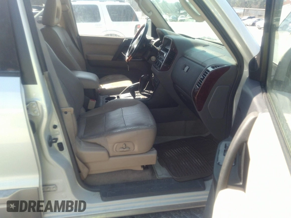 2006 Mitsubishi Montero Limited z VIN JA4MW51S16J003757, wystawiony jako IAAI lot #41683143 z przebiegiem 246 618 mil mil oraz . Historia ofert i sprzedaży dostępna na DreamBid. Obrazek 5.