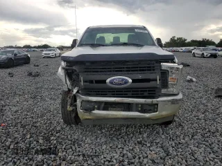 2019 Ford F-250 XL с VIN 1FD7X2B6XKEC82785, выставлен на аукционе Copart как лот 61335995 с пробегом 150 080 миль миль и На запчасти • Non repairable. История ставок и продаж доступна на DreamBid. Изображение 5.