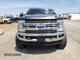 2017 Ford F-350 Platinum z VIN 1FT8W3BT5HEC49712, wystawiony jako Copart lot #58094845 z przebiegiem 91 465 mil mil oraz Szkoda całkowita • Salvage title. Historia ofert i sprzedaży dostępna na DreamBid. Obrazek 5.