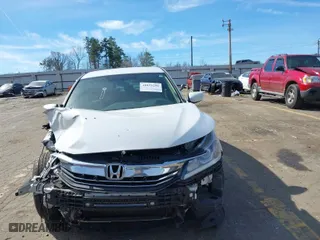 2017 Honda Accord Sedan LX with VIN 1HGCR2F39HA079885, listed as a IAAI auction lot 41825296 with 174,193 mi miles. Bid and sale history available at carsss.com. Image 13.