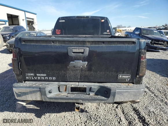 2009 Chevrolet Silverado 1500 LT with VIN 1GCEK29039Z161062, listed as a Copart auction lot 42118485 with 204,963 mi miles and Salvage Title. Bid and sale history available at carsss.com. Image 6.