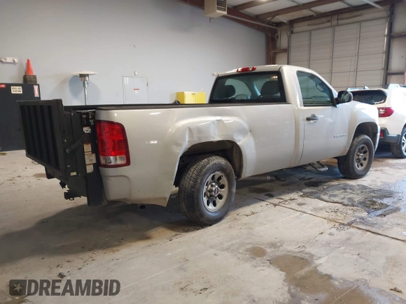 2011 GMC Sierra 1500 Work Truck z VIN 1GTN1TE09BZ409111, wystawiony jako IAAI lot #41598391 z przebiegiem 125 747 mil mil oraz . Historia ofert i sprzedaży dostępna na DreamBid. Obrazek 4.