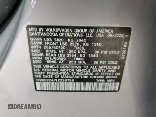 2020 Volkswagen Atlas SE z VIN 1V26E2CA7LC226758, wystawiony jako Copart lot #58500335 z przebiegiem 51 861 mil mil oraz Szkoda całkowita • Salvage title. Historia ofert i sprzedaży dostępna na DreamBid. Obrazek 13.