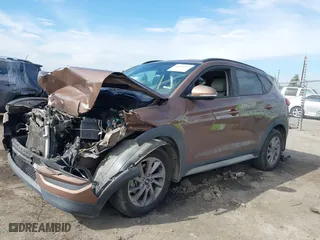 2017 Hyundai Tucson SE Plus with VIN KM8J33A45HU443937, listed as a IAAI auction lot 41652543 with 127,332 mi miles. Bid and sale history available at carsss.com. Image 15.