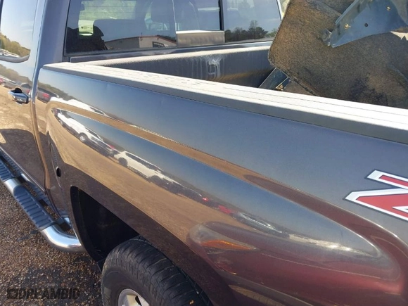 2015 Chevrolet Silverado 1500 LT with VIN 3GCUKREC4FG321983, listed as a IAAI auction lot 41642912 with NaN miles. Bid and sale history available at carsss.com. Image 19.