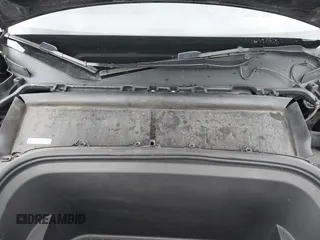 2022 Tesla Model Y Long Range z VIN 7SAYGDEE0NF508958, wystawiony jako IAAI lot #42191819 z przebiegiem 60 880 mil mil oraz . Historia ofert i sprzedaży dostępna na DreamBid. Obrazek 10.