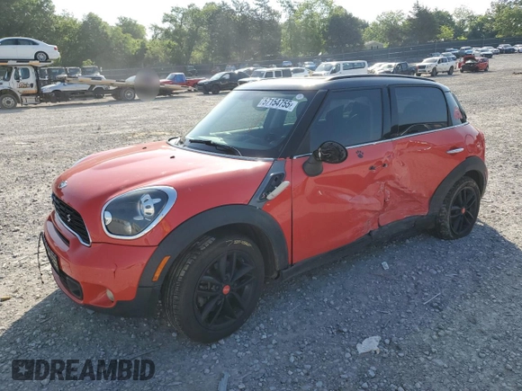 2012 MINI Countryman S with VIN WMWZC3C50CWL82827, listed as a Copart auction lot 57154755 with 149,751 mi miles and Salvage title. Bid and sale history available at DreamBid. Image 1.