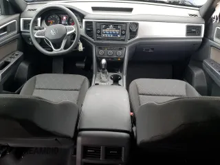 2021 Volkswagen Atlas S with VIN 1V2GC2CA0MC209893, listed as a Copart auction lot 75984414 with 35,558 mi miles and Salvage title. Bid and sale history available at DreamBid. Image 8.