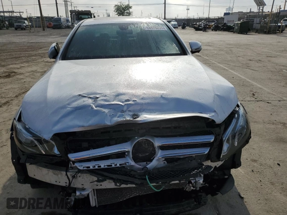 2019 Mercedes-Benz E-Class E 300 with VIN WDDZF4JB9KA582874, listed as a Copart auction lot 53976235 with 42,445 mi miles and Salvage Title. Bid and sale history available at carsss.com. Image 5.