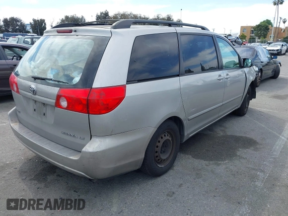 2008 Toyota Sienna CE with VIN 5TDZK23C58S182032, listed as a IAAI auction lot 41760361 with 245,240 mi miles. Bid and sale history available at carsss.com. Image 4.
