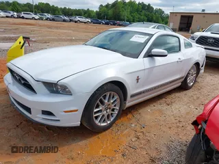 2014 Ford Mustang V6 с VIN 1ZVBP8AM2E5280063, выставлен на аукционе IAAI как лот 42364997 с пробегом 101 784 миль миль и . История ставок и продаж доступна на DreamBid. Изображение 2.