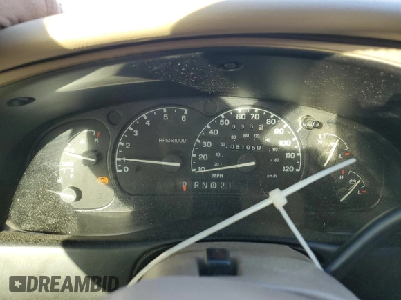 2000 Ford Explorer z VIN 1FMDU85P4YZA19051, wystawiony jako Copart lot #42633475 z przebiegiem 81 050 mil mil oraz Szkoda całkowita • Salvage title. Historia ofert i sprzedaży dostępna na DreamBid. Obrazek 9.