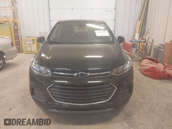 2020 Chevrolet Trax LS with VIN 3GNCJNSB8LL121704, listed as a IAAI auction lot 42418873 with 53,396 mi miles and . Bid and sale history available at DreamBid. Image 12.